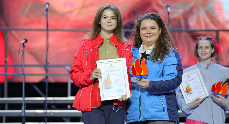 Ксения Власова из Ангарск получила путевку в «Артек»
