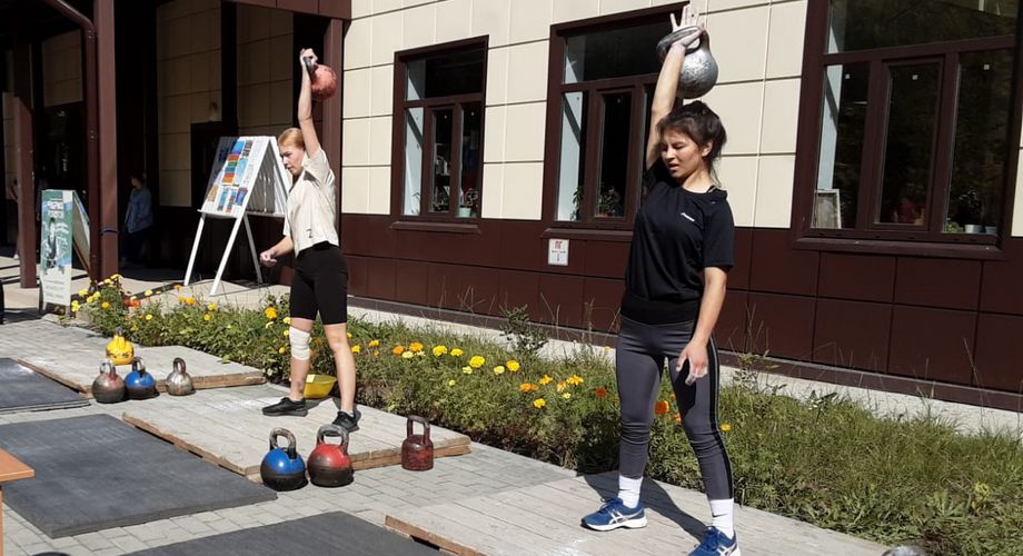 Турнир по гиревому спорту посвященный «Памяти жертв терроризма» прошел в поселке Молодёжный