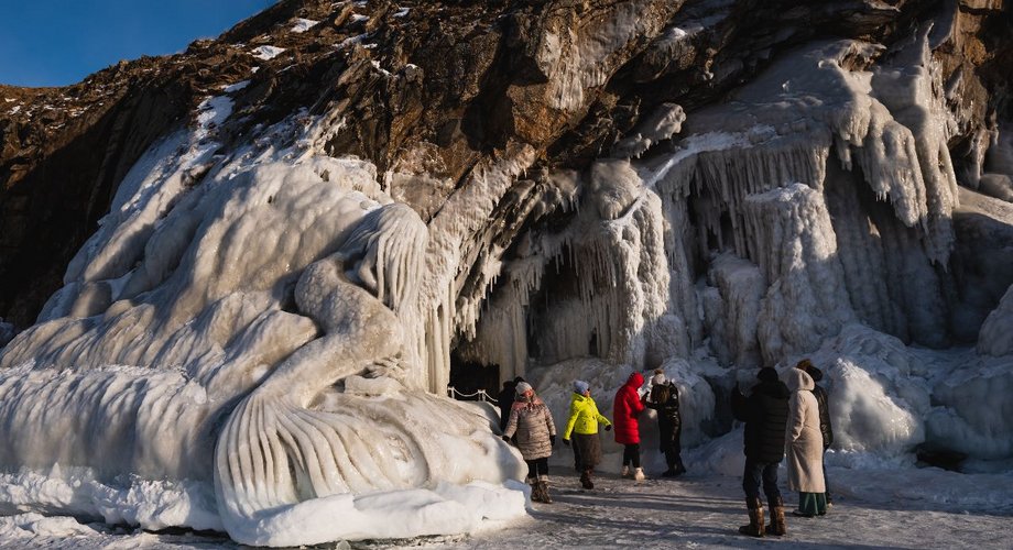 Международный фестиваль ледовых скульптур Olkhon Ice Park 2023 на Байкале