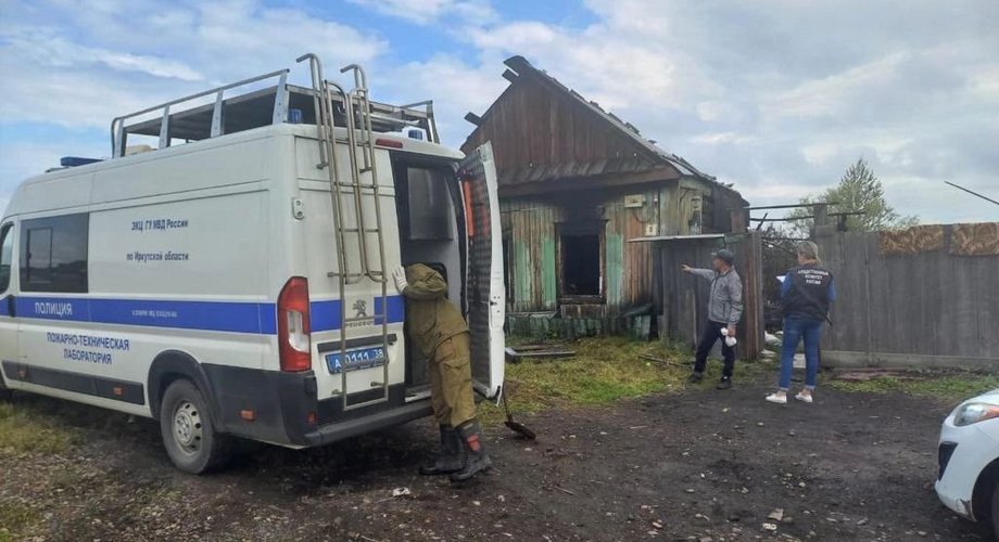 В Зиме пьяный мужчина устроил пожар в результате которого погибла женщина и ее 5-летняя дочь