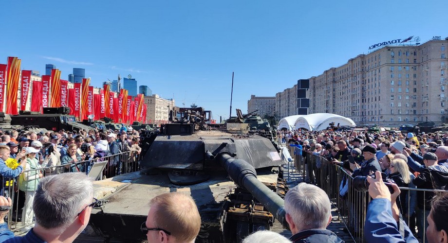 Выставка трофейного вооружения и техники в Парке Победы открылась 1 мая