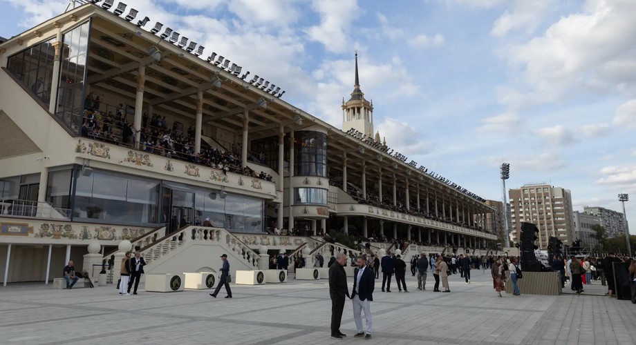 Состоялось торжественное открытие Центрального Московского ипподрома после реконструкции